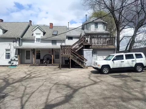 Exterior - 6 Buffum St, Worcester, MA 01603 photo 4 of 5