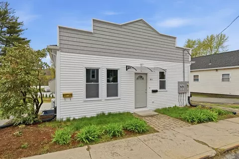 25 Bourne St, Palmer, MA 01080