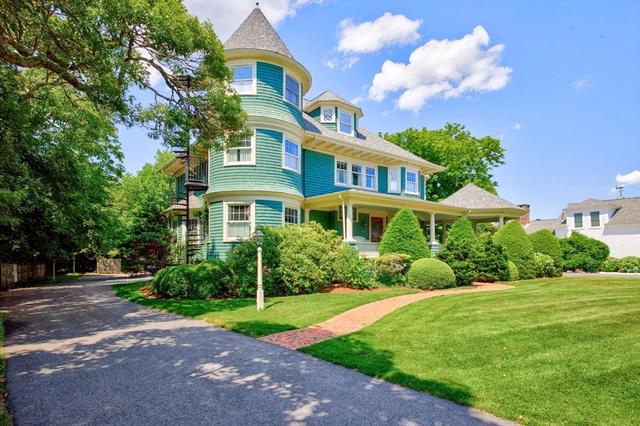 528 Main St Apt 2 3 #2, 3, Harwich, MA 02646