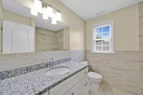 19-21 Biddle St, Springfield, MA 01129 photo 9