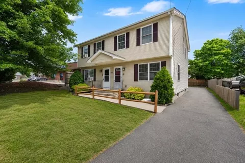 19-21 Biddle St, Springfield, MA 01129 photo 2
