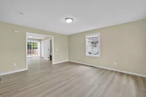 19-21 Biddle St, Springfield, MA 01129 photo 24