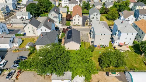 View/Area - 212 Haffards St, Fall River, MA 02723 photo 3 of 5