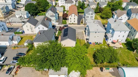 View/Area - 212 Haffards St, Fall River, MA 02723 photo 1 of 5