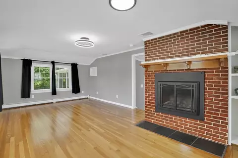 125 E Allen Ridge Rd, Springfield, MA 01118 photo 16