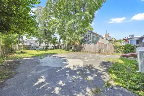 600 Union St, Springfield, MA 01109 photo 2