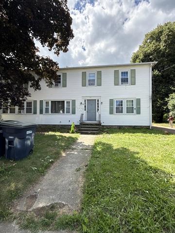 15 Liberty St, Southbridge, MA 01550