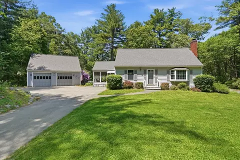 33 Cold Spring Rd, Westford, MA 01886