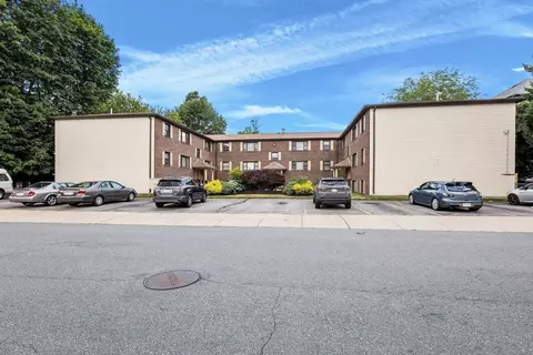 Exterior - 135 Vale St #16, Fall River, MA 02724 photo 7 of 8