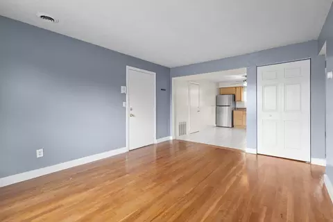 Living - 135 Vale St #16, Fall River, MA 02724 photo 6 of 8
