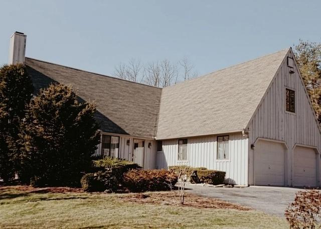 7 Tabor Hill Rd, North Smithfield, RI 02896