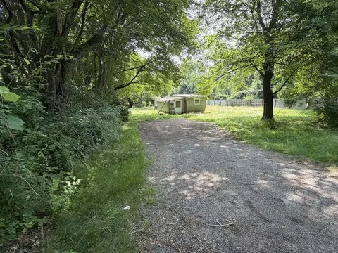 241 Osborne Rd, Ware, MA 01082 photo 2