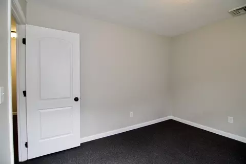 56-58 Grattan St, Chicopee, MA 01020 photo 24