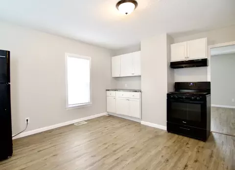 56-58 Grattan St, Chicopee, MA 01020 photo 7