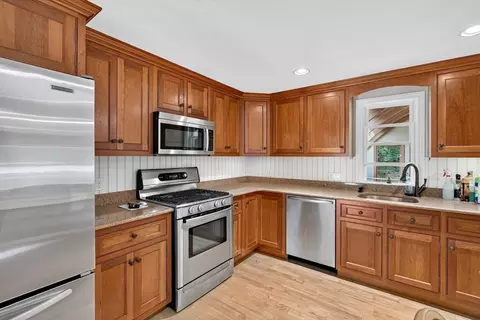 9 Oregon Ave, Braintree, MA 02184 photo 11
