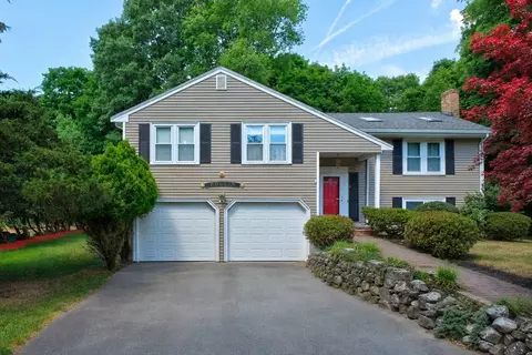 9 Oregon Ave, Braintree, MA 02184 photo 1