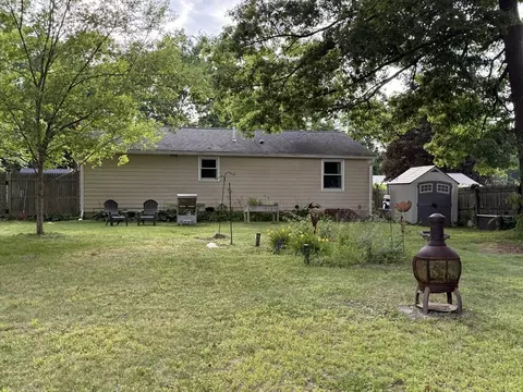 11 Butternut St, Springfield, MA 01128 photo 5