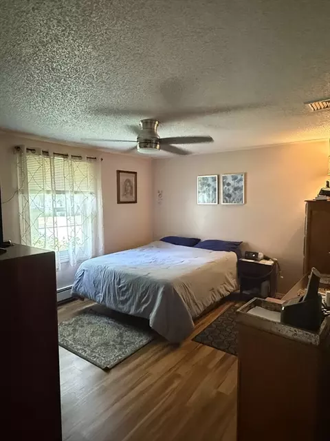 11 Butternut St, Springfield, MA 01128 photo 10