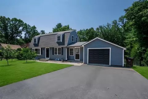 27 Sherwood Ave, Westfield, MA 01085