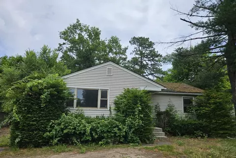 5 Morin Dr, Easthampton, MA 01027
