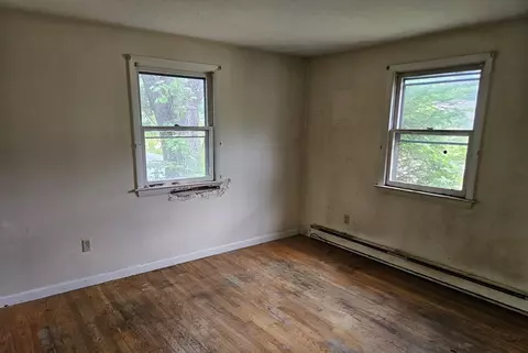 5 Morin Dr, Easthampton, MA 01027 photo 4