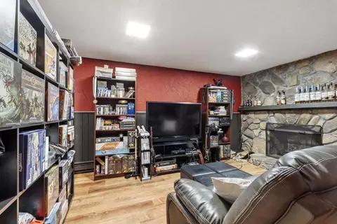 68 Murphy Rd, Hudson, MA 01749 photo 12