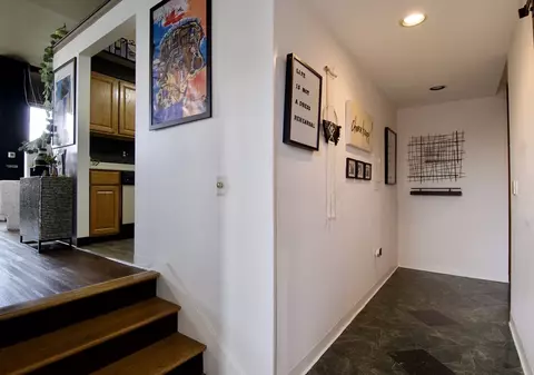 Entry Way - 235 State St #413, Springfield, MA 01103 photo 2 of 5
