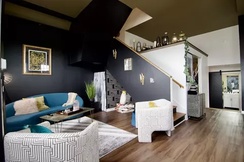 Living - 235 State St #413, Springfield, MA 01103 photo 1 of 14