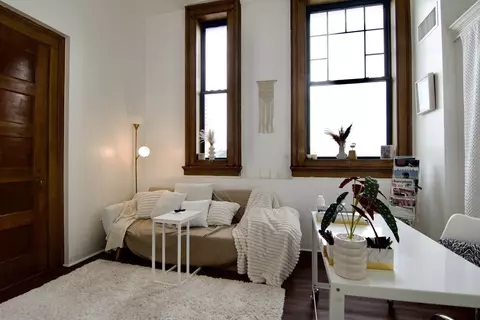 Living - 235 State St #413, Springfield, MA 01103 photo 13 of 14
