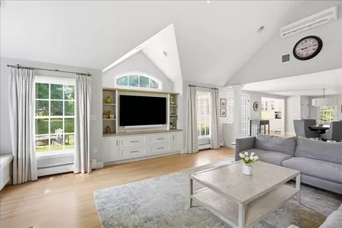 12 Stagecoach Rd, Hingham, MA 02043 photo 8
