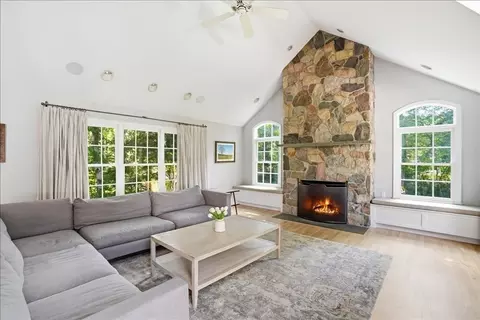 12 Stagecoach Rd, Hingham, MA 02043 photo 6