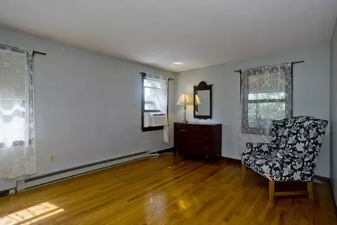 9 Dowds Ln, Chicopee, MA 01020 photo 13