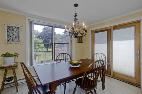 9 Dowds Ln, Chicopee, MA 01020 photo 11