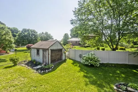 9 Dowds Ln, Chicopee, MA 01020 photo 28