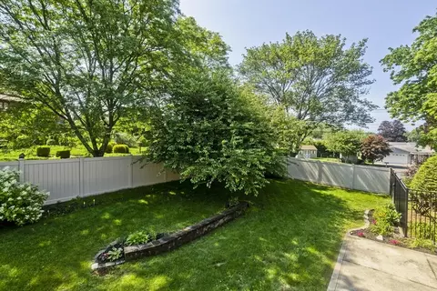 9 Dowds Ln, Chicopee, MA 01020 photo 29