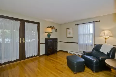 9 Dowds Ln, Chicopee, MA 01020 photo 16