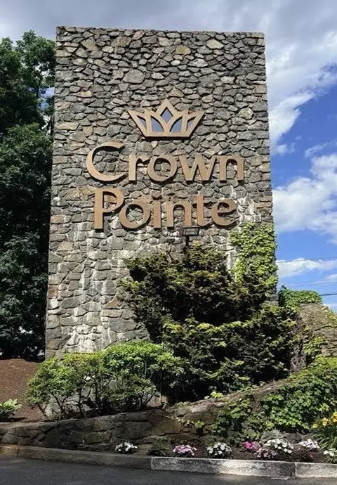 404 Paradise Rd #1P, Swampscott, MA 01907