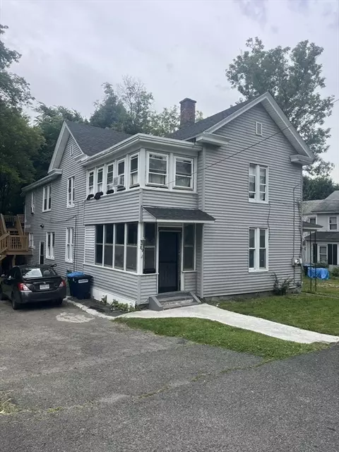 89 Robbins Ave, Pittsfield, MA 01201