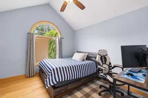 19 Forestview Dr, Fairhaven, MA 02719 photo 13