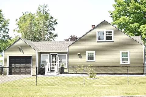 Exterior - 43 Barton St, Springfield, MA 01104 photo 6 of 13