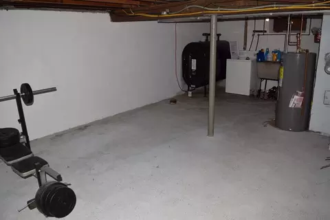 Other - 43 Barton St, Springfield, MA 01104 photo 1 of 3