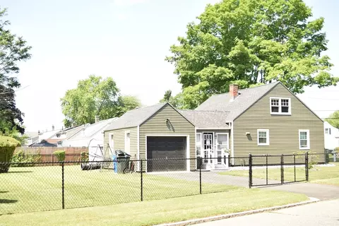 Exterior - 43 Barton St, Springfield, MA 01104 photo 11 of 13