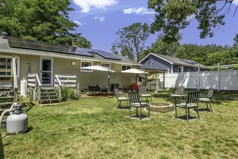 Exterior - 39 Wakefield St, Springfield, MA 01151 photo 10 of 10