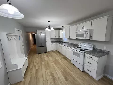 6 Stagecoach Dr, Brookfield, MA 01506 photo 5