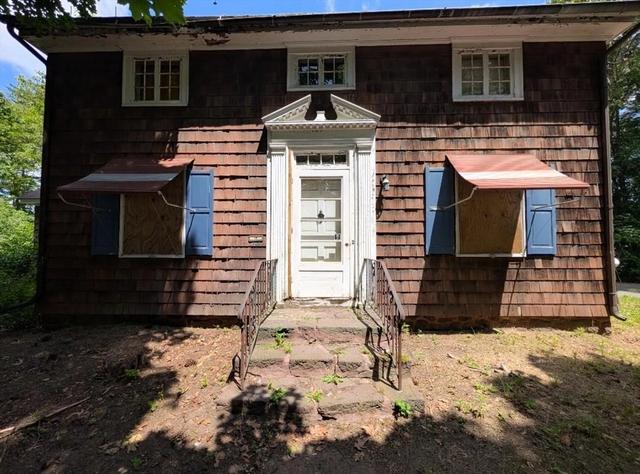 46 Turners Falls Rd, Greenfield, MA 01301