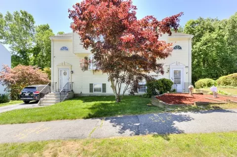 39 Ledgecrest Dr, Worcester, MA 01603 photo 2