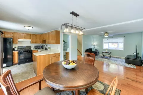 39 Ledgecrest Dr, Worcester, MA 01603 photo 10