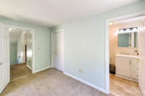 39 Ledgecrest Dr, Worcester, MA 01603 photo 19