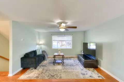 39 Ledgecrest Dr, Worcester, MA 01603 photo 4