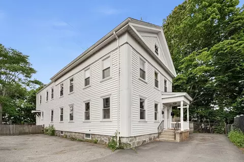 11 Mount Pleasant St #11, Waltham, MA 02452